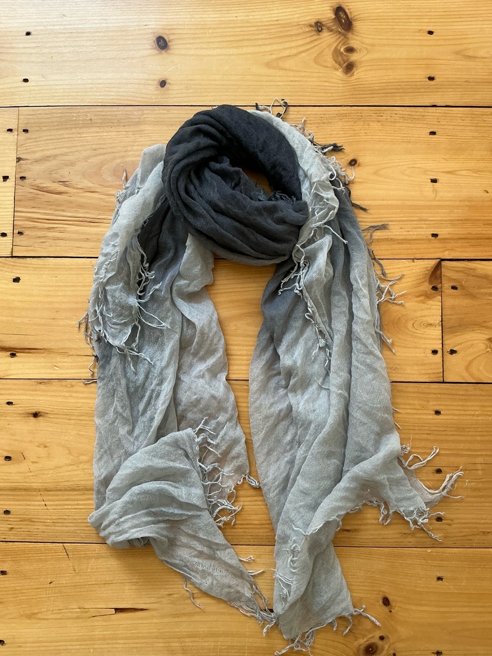 Chan Luu Cashmere Silk Ombré Scarf - Charcoal Gray & Light Silver